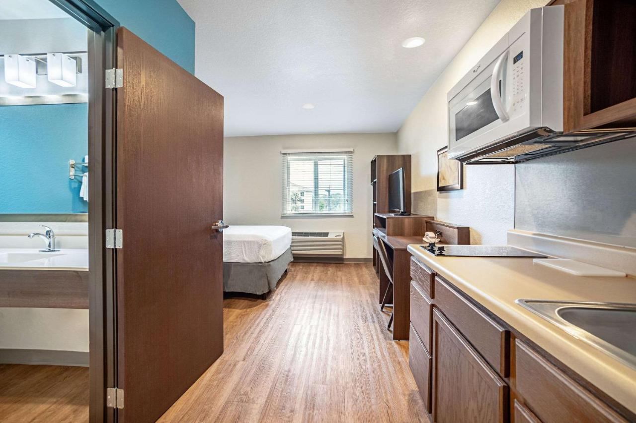 Woodspring Suites Naples Golden Gate Exterior foto